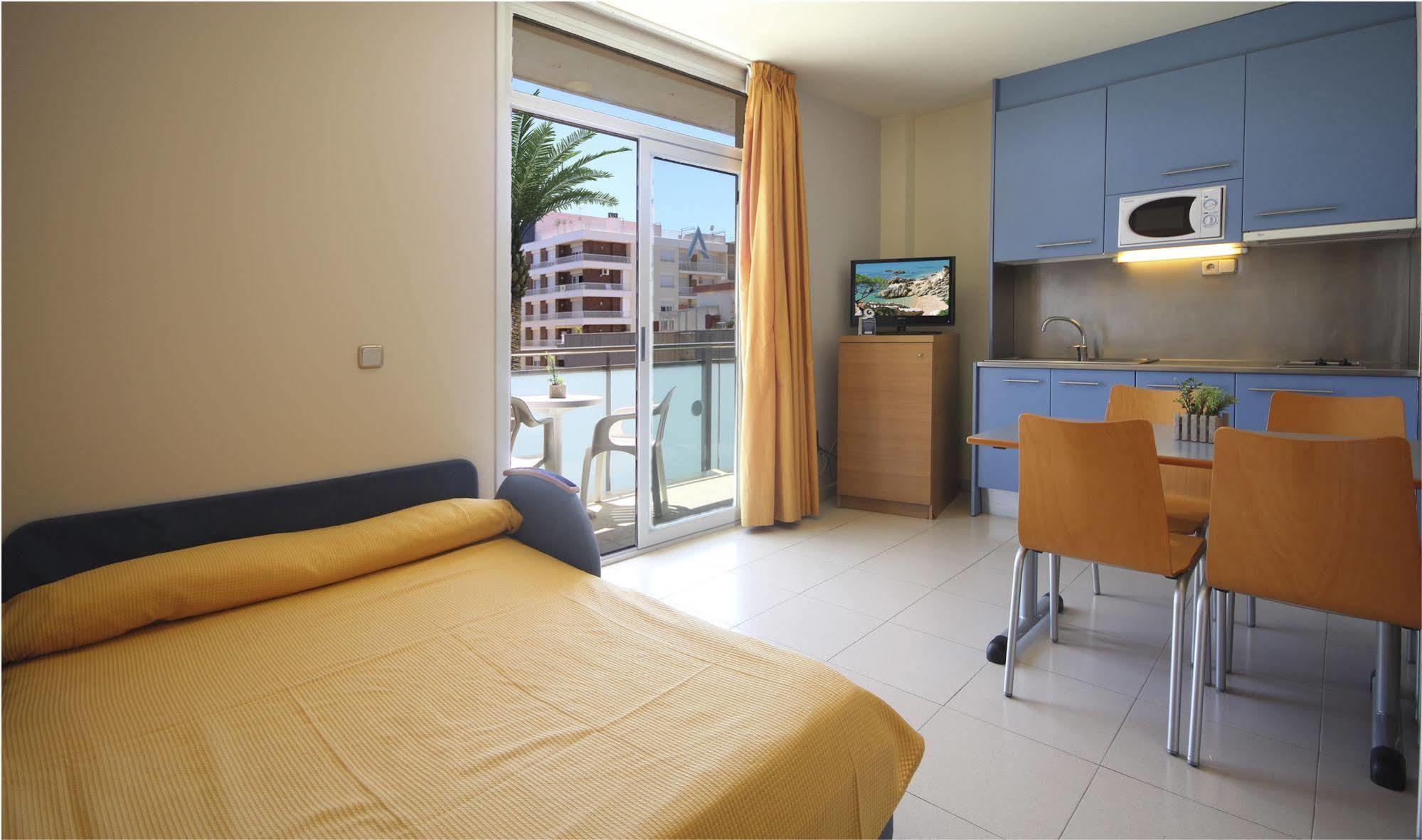Aqua Hotel Nostre Mar Apartments Pineda de Mar Exteriér fotografie